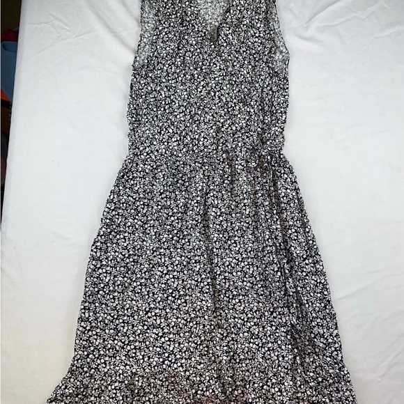 Dress - Picture 8 of 12